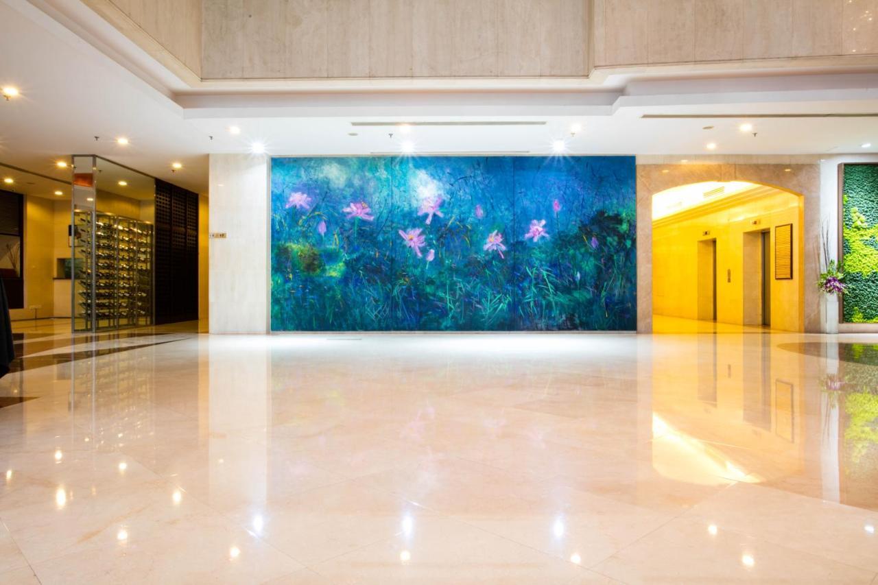 Hotel Equatorial Qingdao Exterior foto