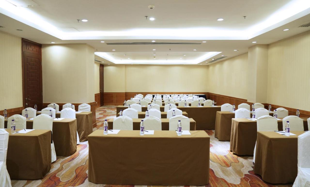 Hotel Equatorial Qingdao Exterior foto
