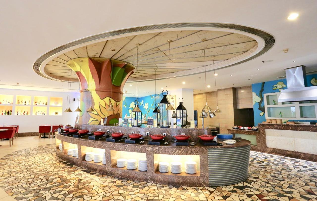 Hotel Equatorial Qingdao Exterior foto