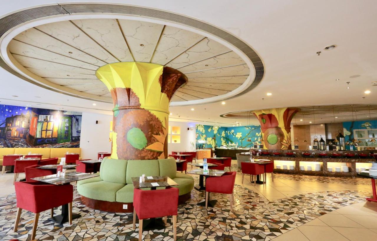 Hotel Equatorial Qingdao Exterior foto